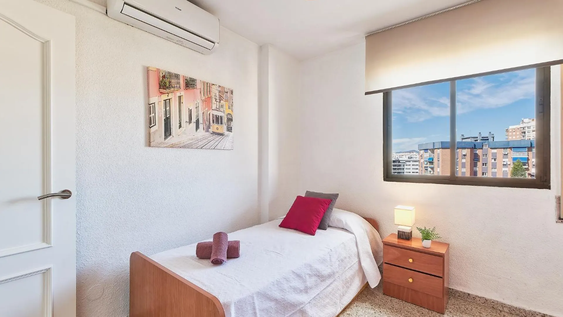 Luminoso Apartamento/ 5 Minutos De La Playa Малага 0*,